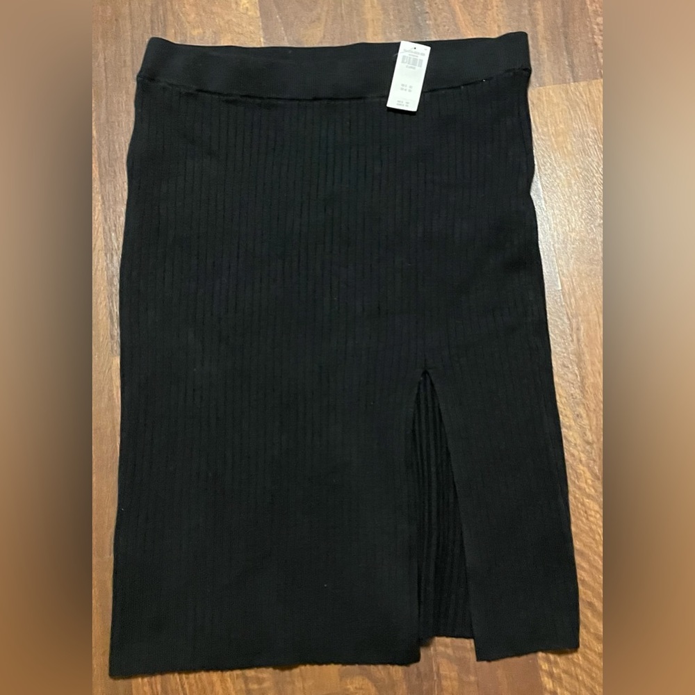 Abercrombie skirt XL NWT